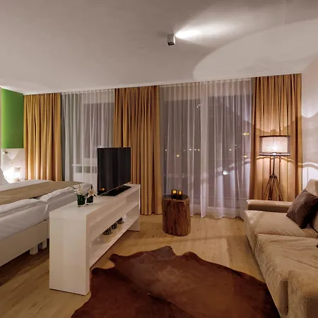 Amedia Luxury Graz, Trademark Collection By Wyndham 4* Грац